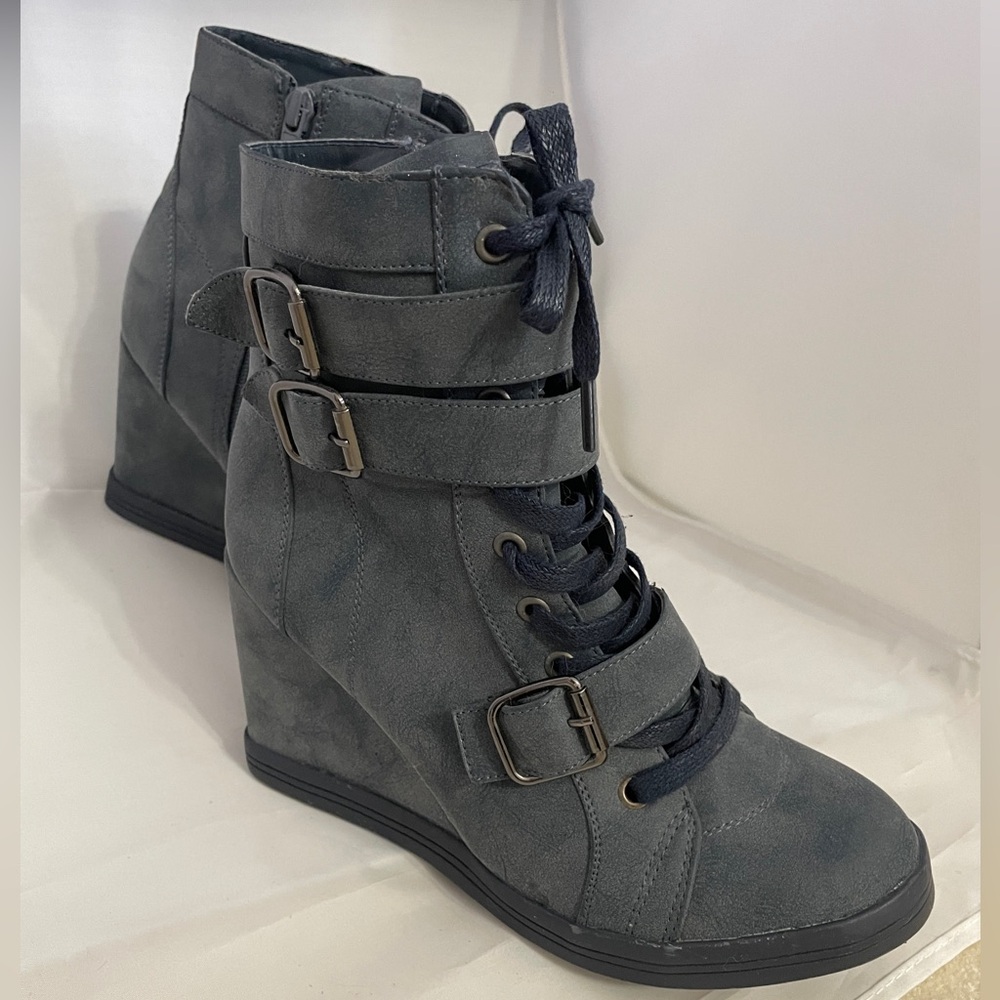 Nature Breeze Women's Lace Up Wedge Boots